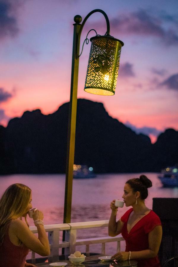 Heritage Line Violet Cruise - Halong Bay & Lan Ha Bay Ha Long Exterior photo